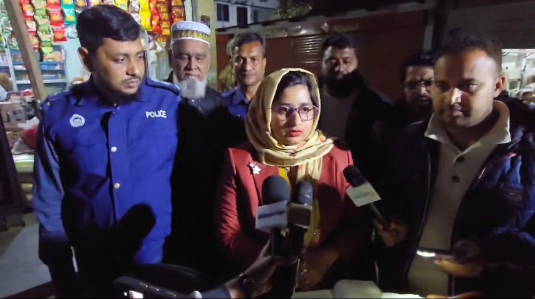 কেরানীগঞ্জের কলাতিয়া বাজারে অবৈধ লুজ অকটেন বিক্রির বিরুদ্ধে মোবাইল কোর্ট  ৩ দোকান থেকে ১২৬৩ লিটার জ্বালানি উদ্ধার, অর্থদণ্ড