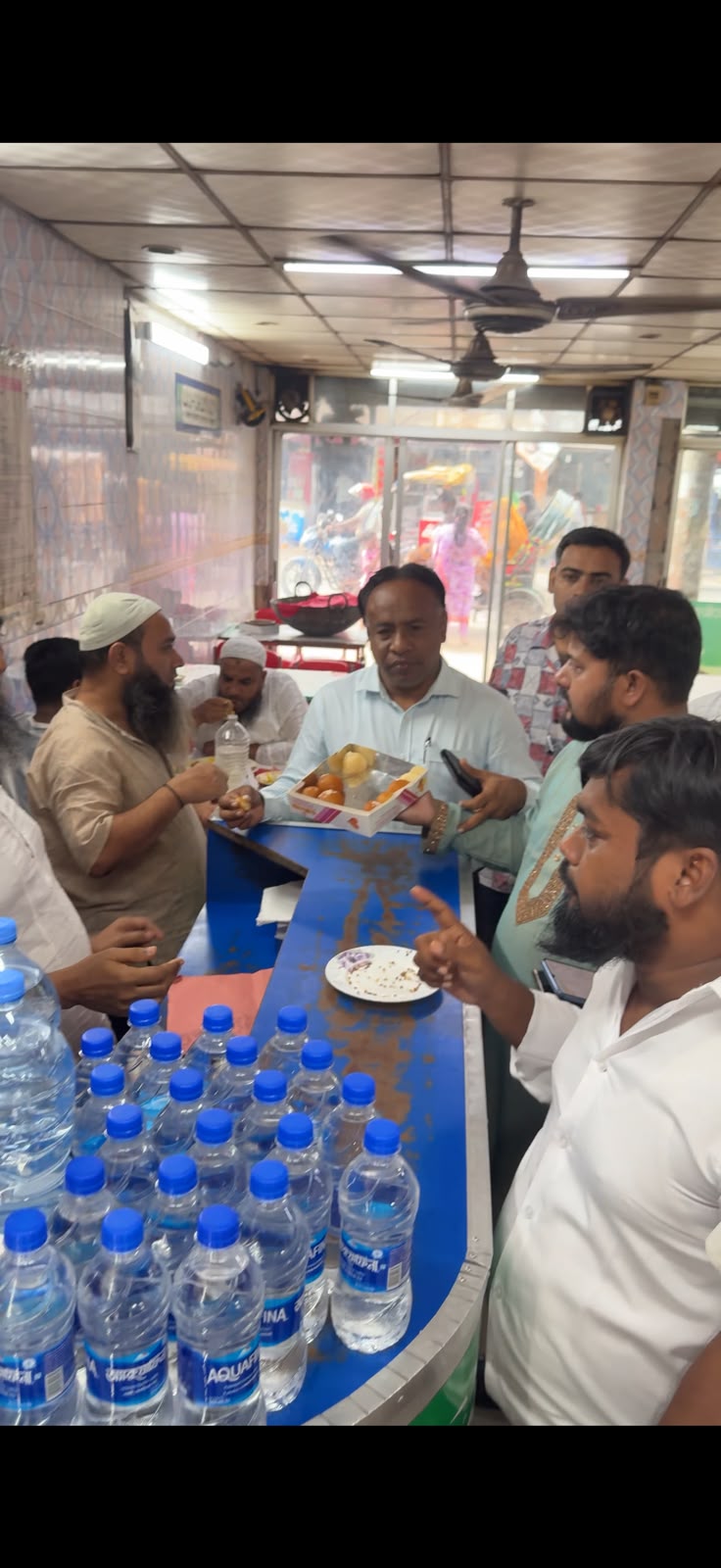 আমান উল্লাহ আমান বিএনপির স্থায়ী কমিটির সদস্য নির্বাচিত হওয়ায় কেরানীগঞ্জে দোয়া ও  মিষ্টি বিতরণ